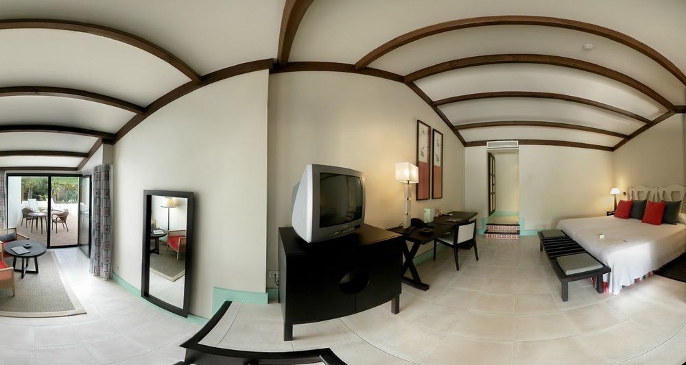 Hotel Encinar De Sotogrande Kültér fotó